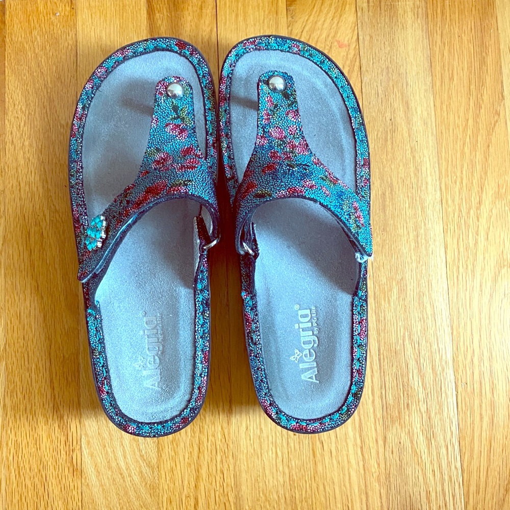 Women’s Shoes